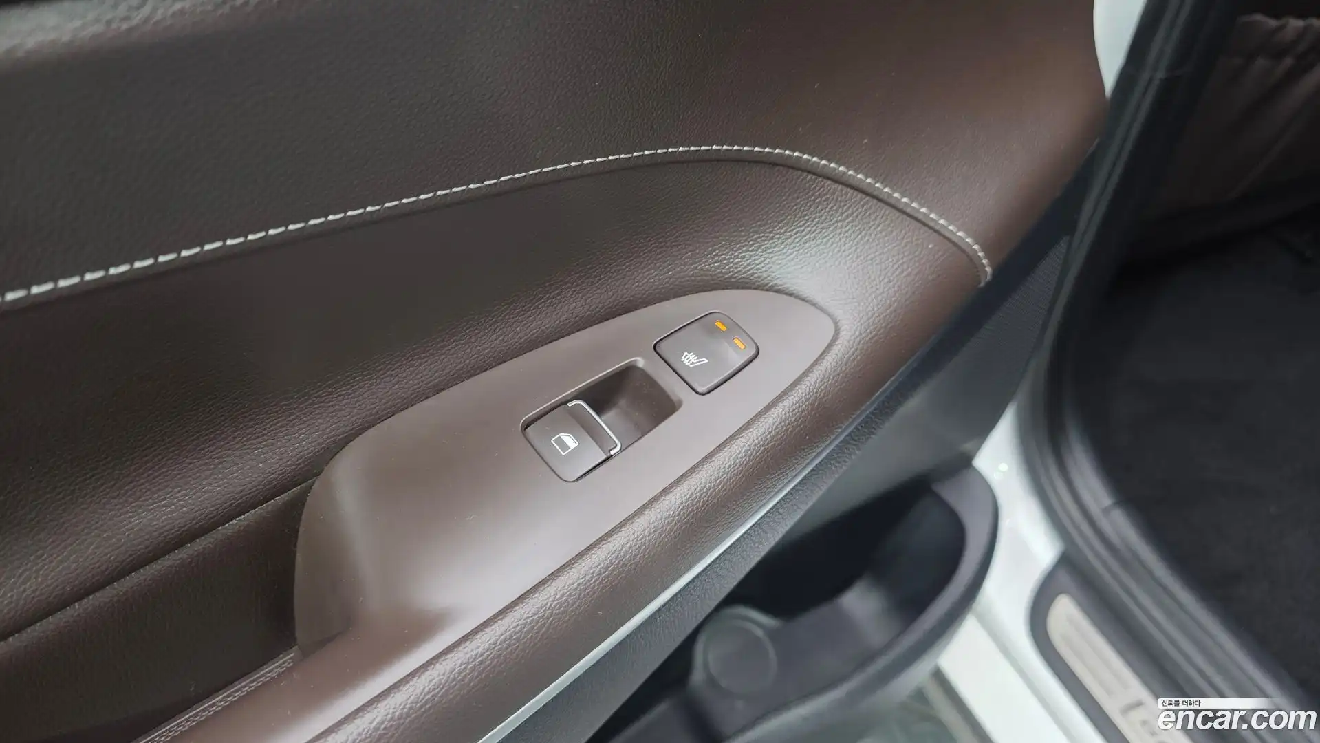 Grandeur Hyundai 2017.3-OPTION-047