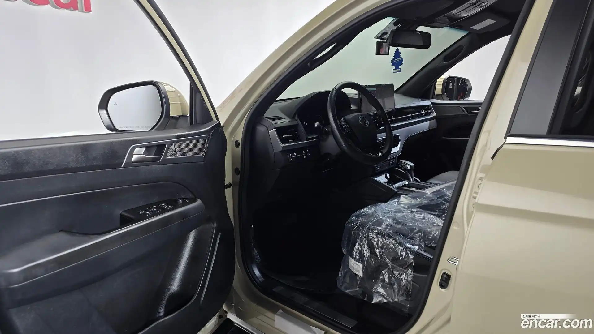 Musso KG Mobility 2025.6-INNER-010