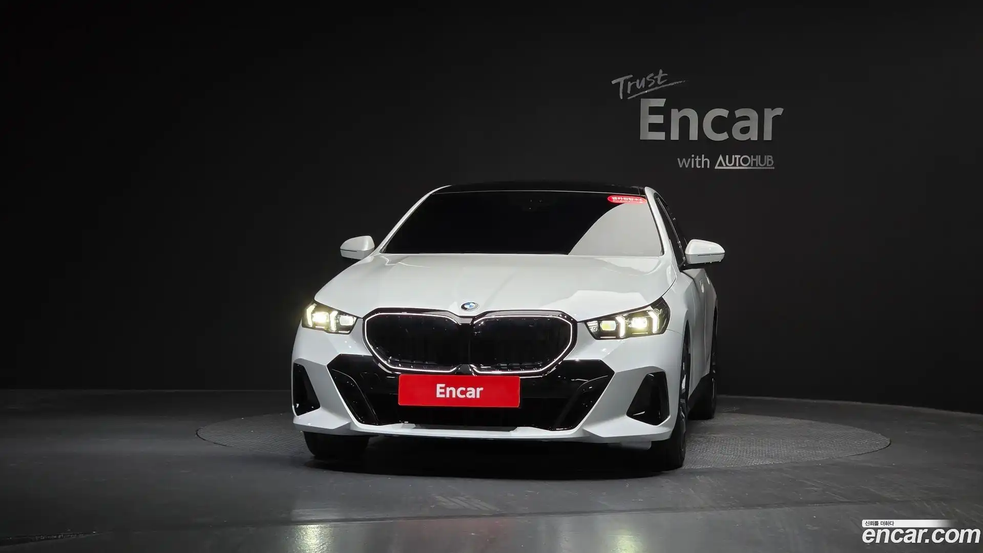 5-Series BMW 2025.10-OUTER-003