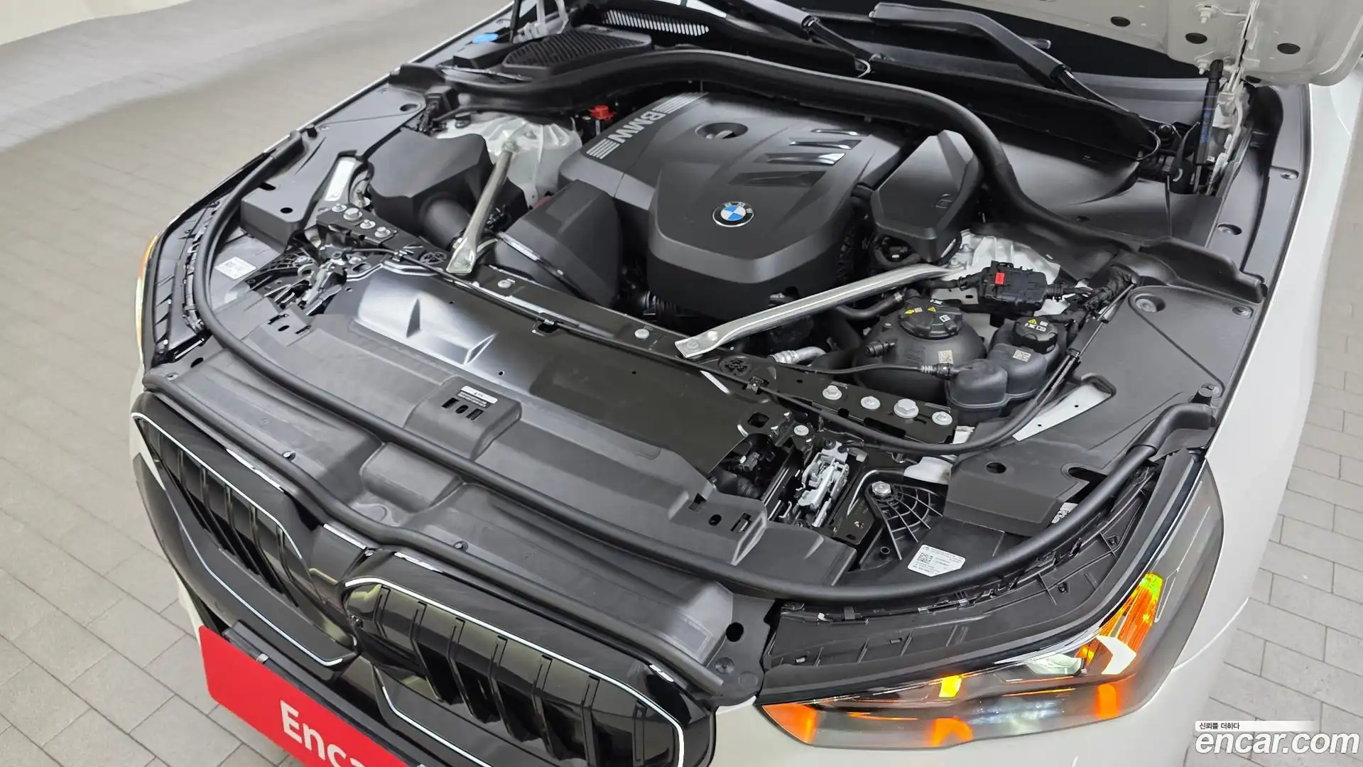 5-Series BMW 2025.10-OUTER-006
