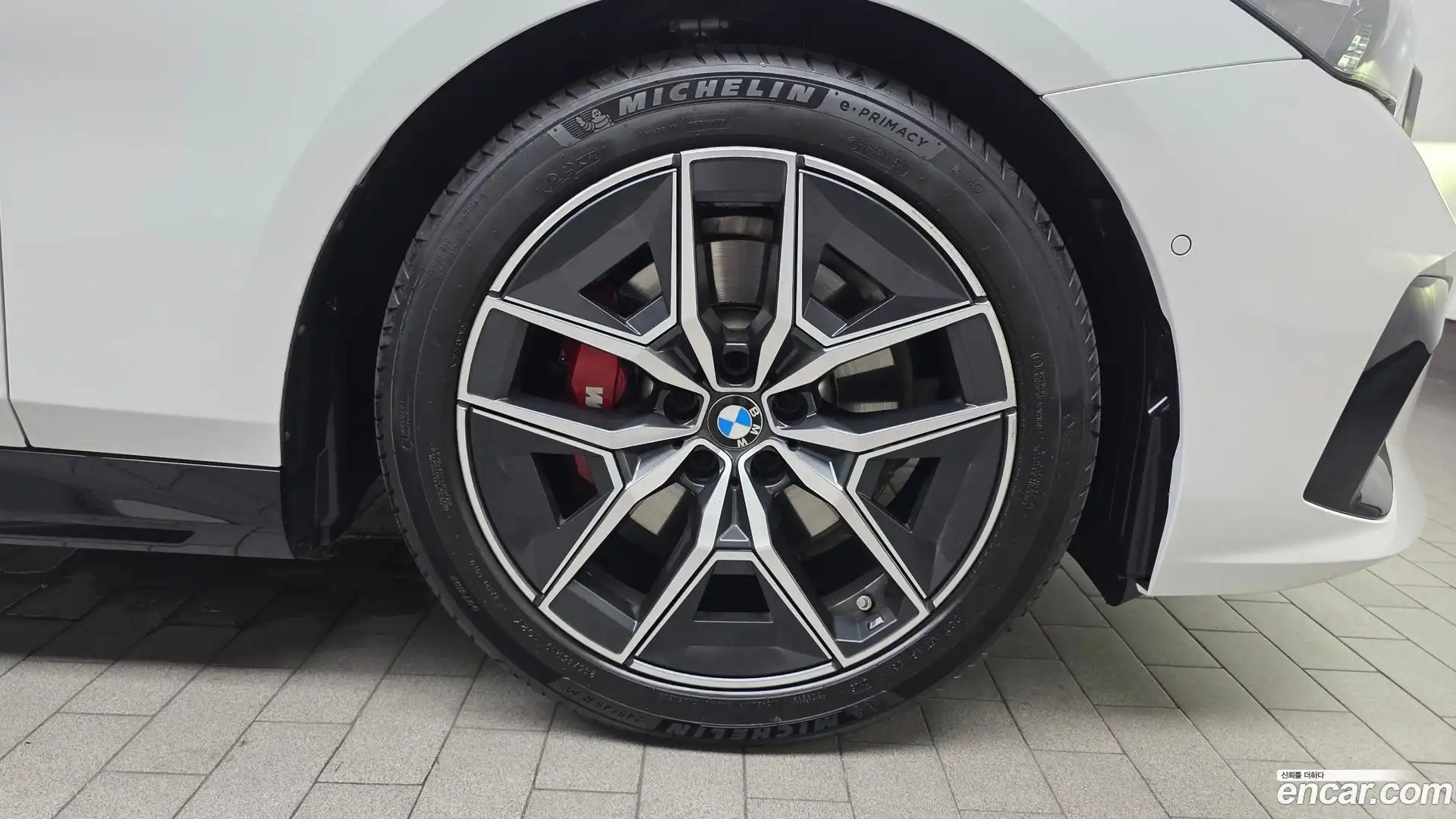 5-Series BMW 2025.10-OUTER-031
