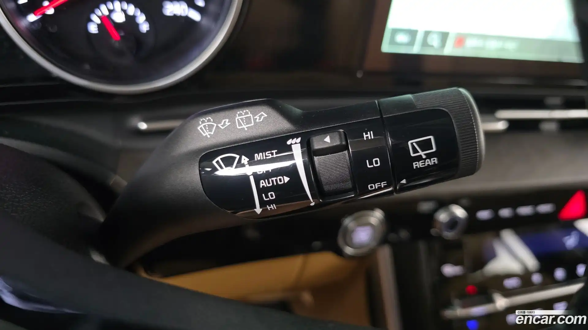 Canival Kia 2023.3-OPTION-022