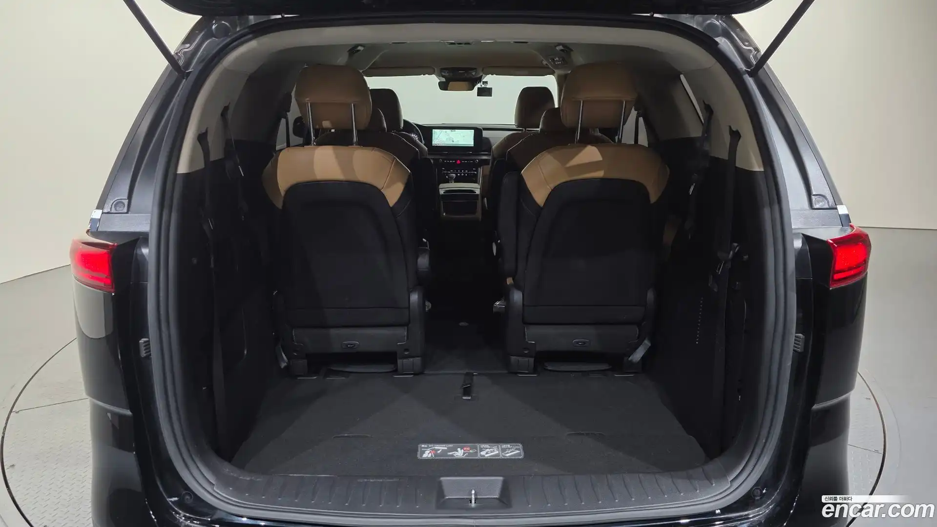 Canival Kia 2023.3-OPTION-043