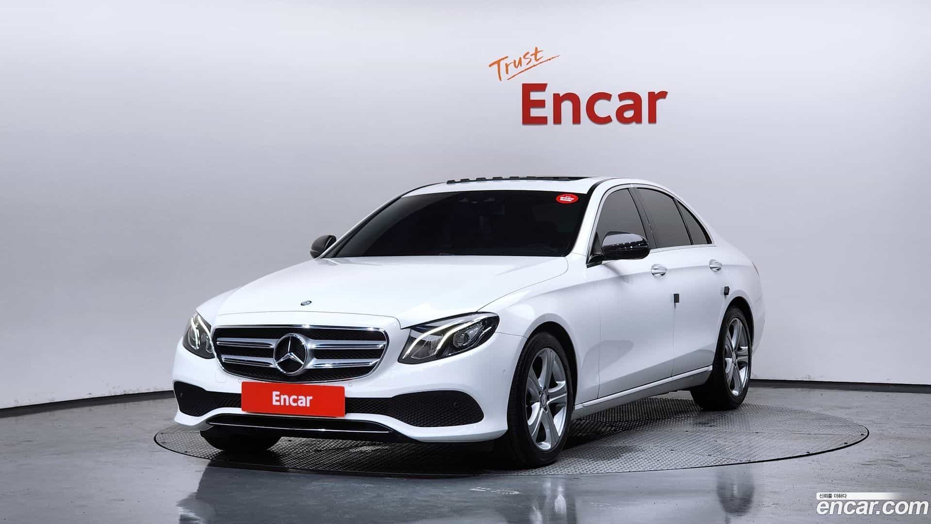E-Class Mercedes-Benz 2017.1-OUTER-001