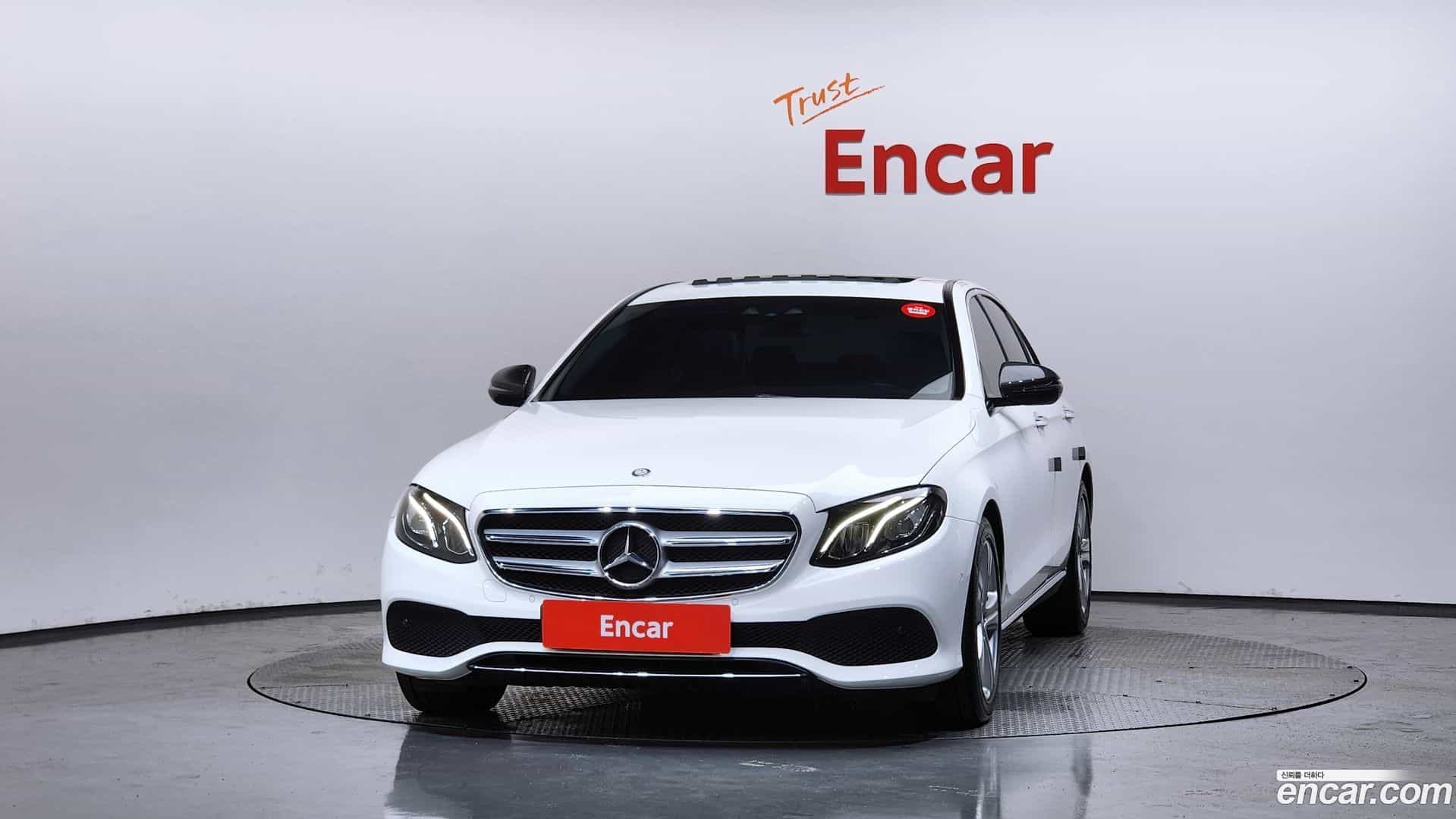 E-Class Mercedes-Benz 2017.1-OUTER-003