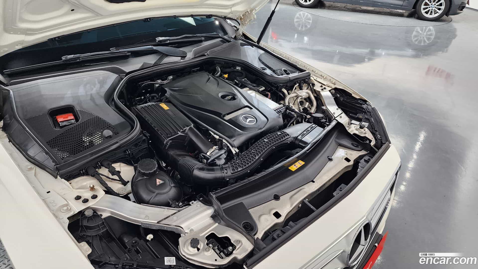 E-Class Mercedes-Benz 2017.1-OUTER-006