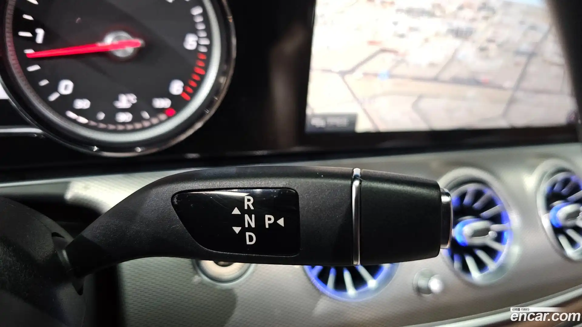 E-Class Mercedes-Benz 2017.2-INNER-009