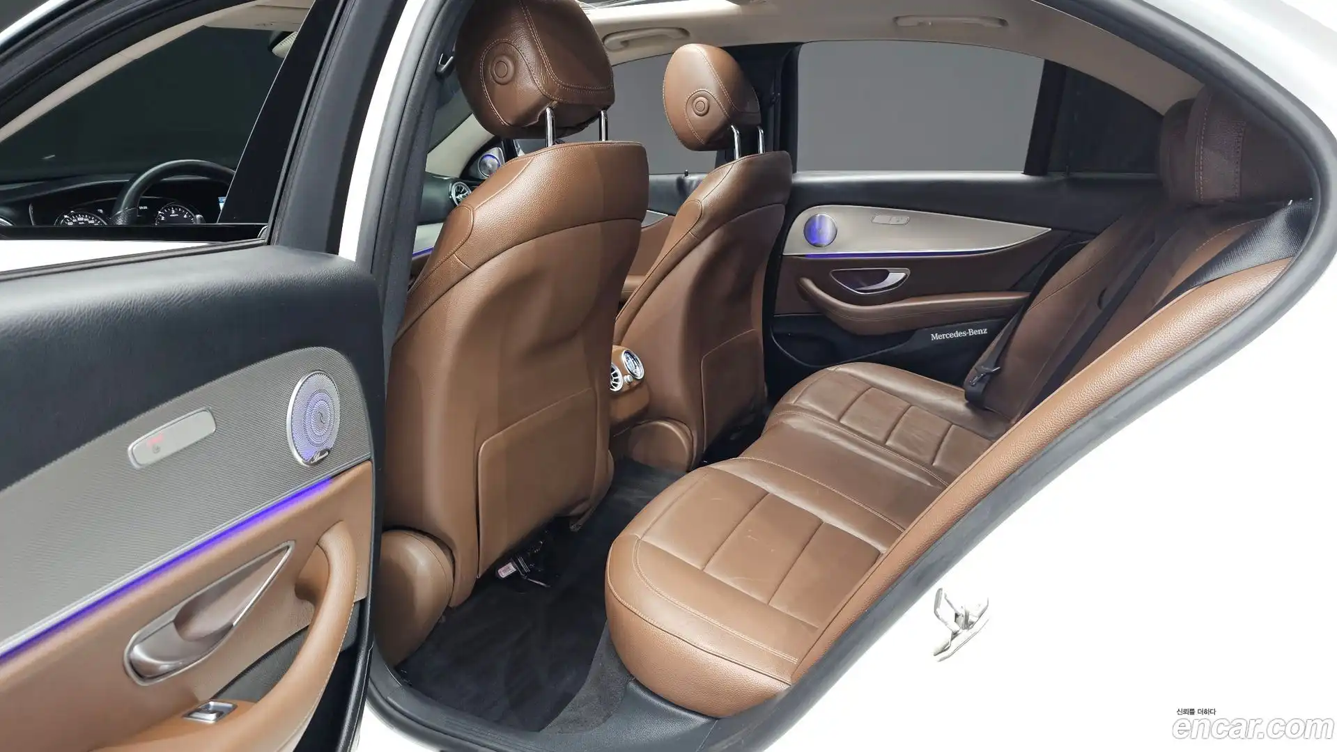 E-Class Mercedes-Benz 2017.2-OPTION-015