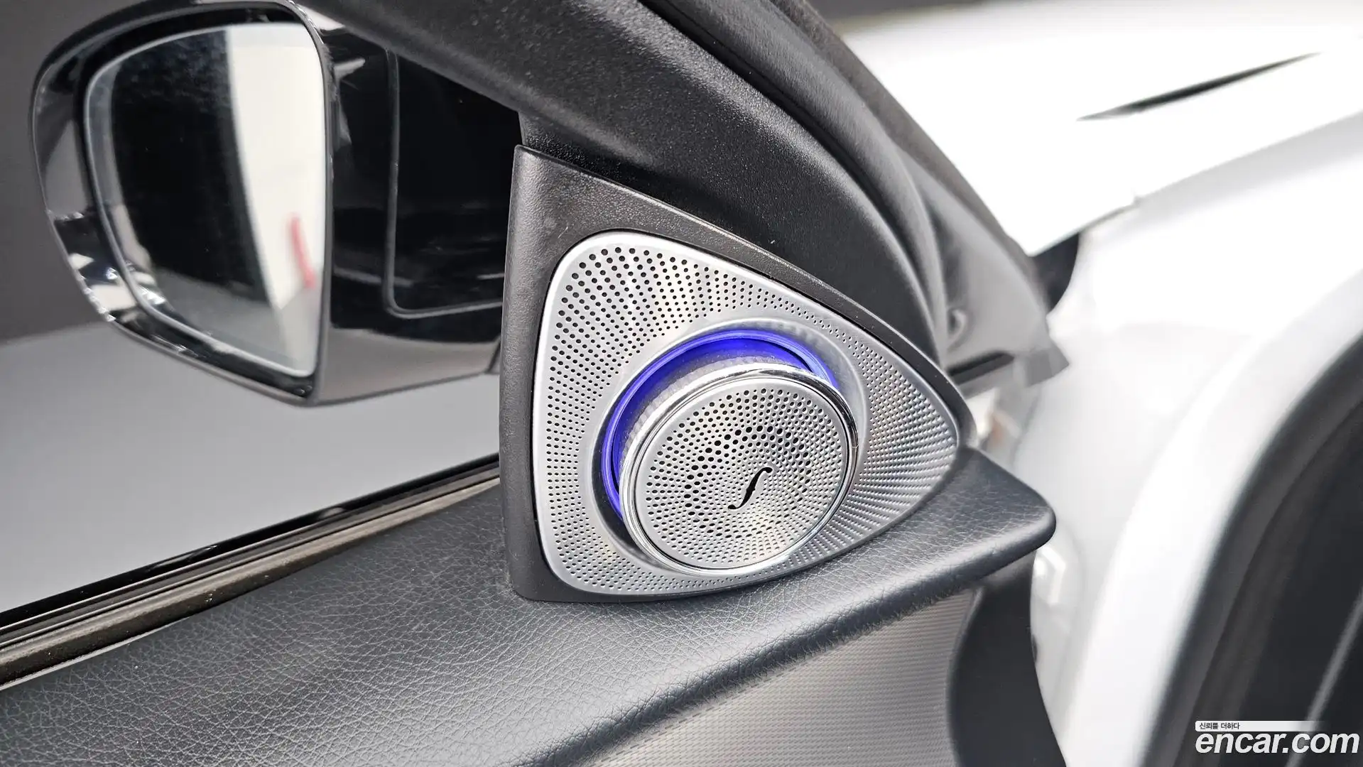 E-Class Mercedes-Benz 2017.2-OPTION-019