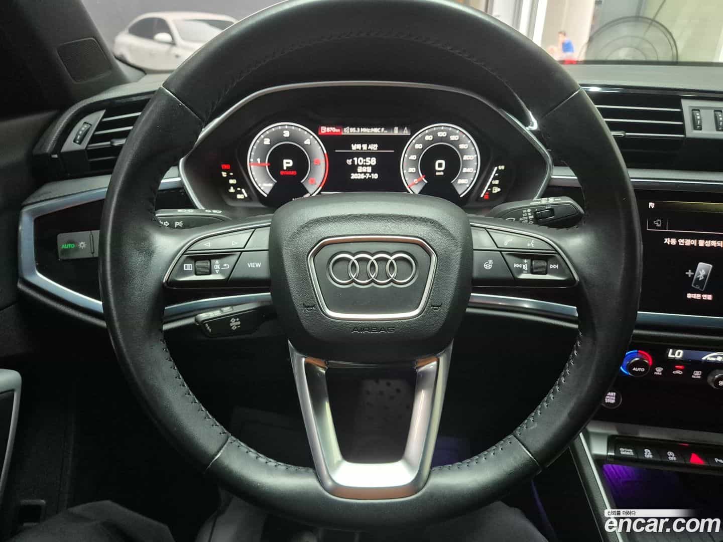 Q3 Audi 2020.6-OPTION-015