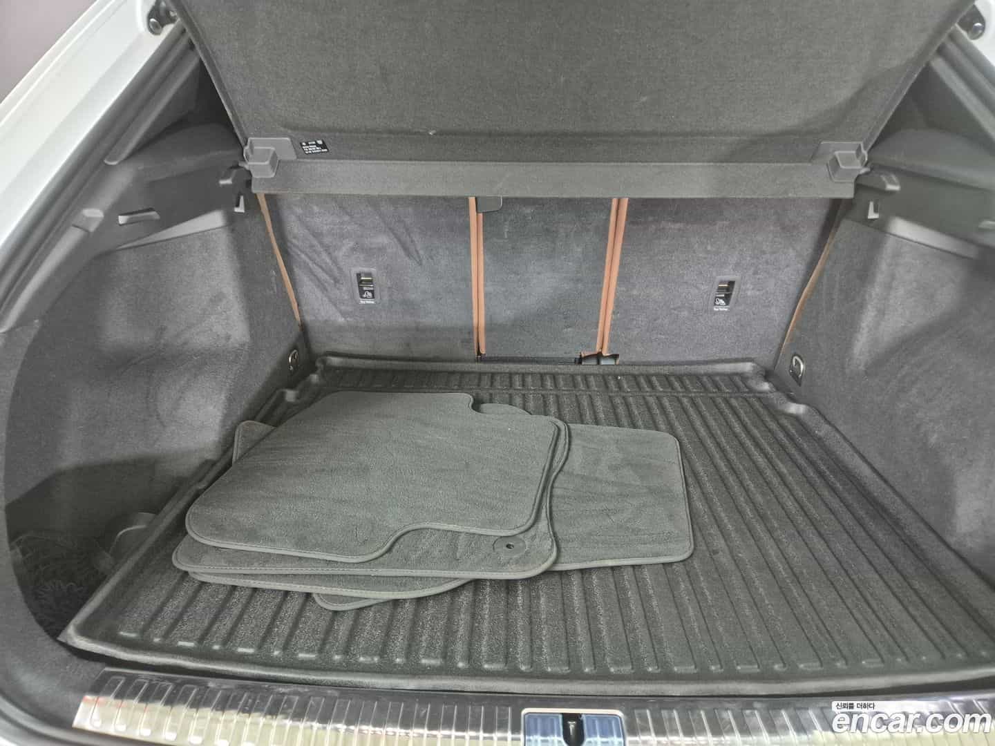 Q3 Audi 2020.6-OPTION-021