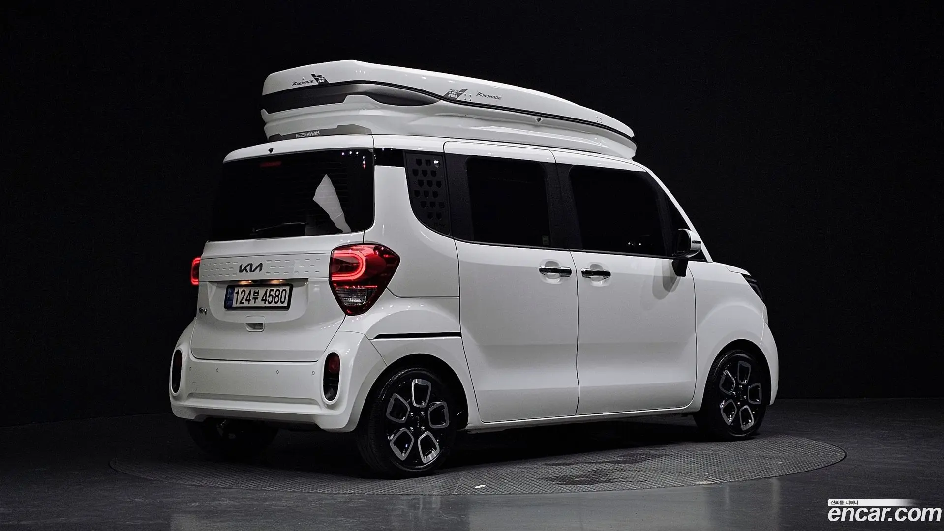Main__Slider__Photo:RAY Kia 2021.10-1
