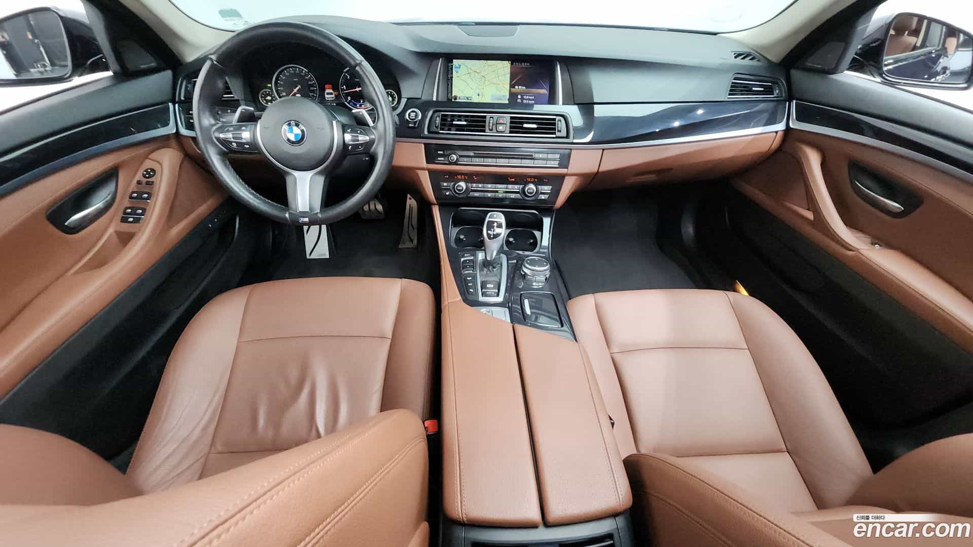 5-Series BMW 2016.0-INNER-007