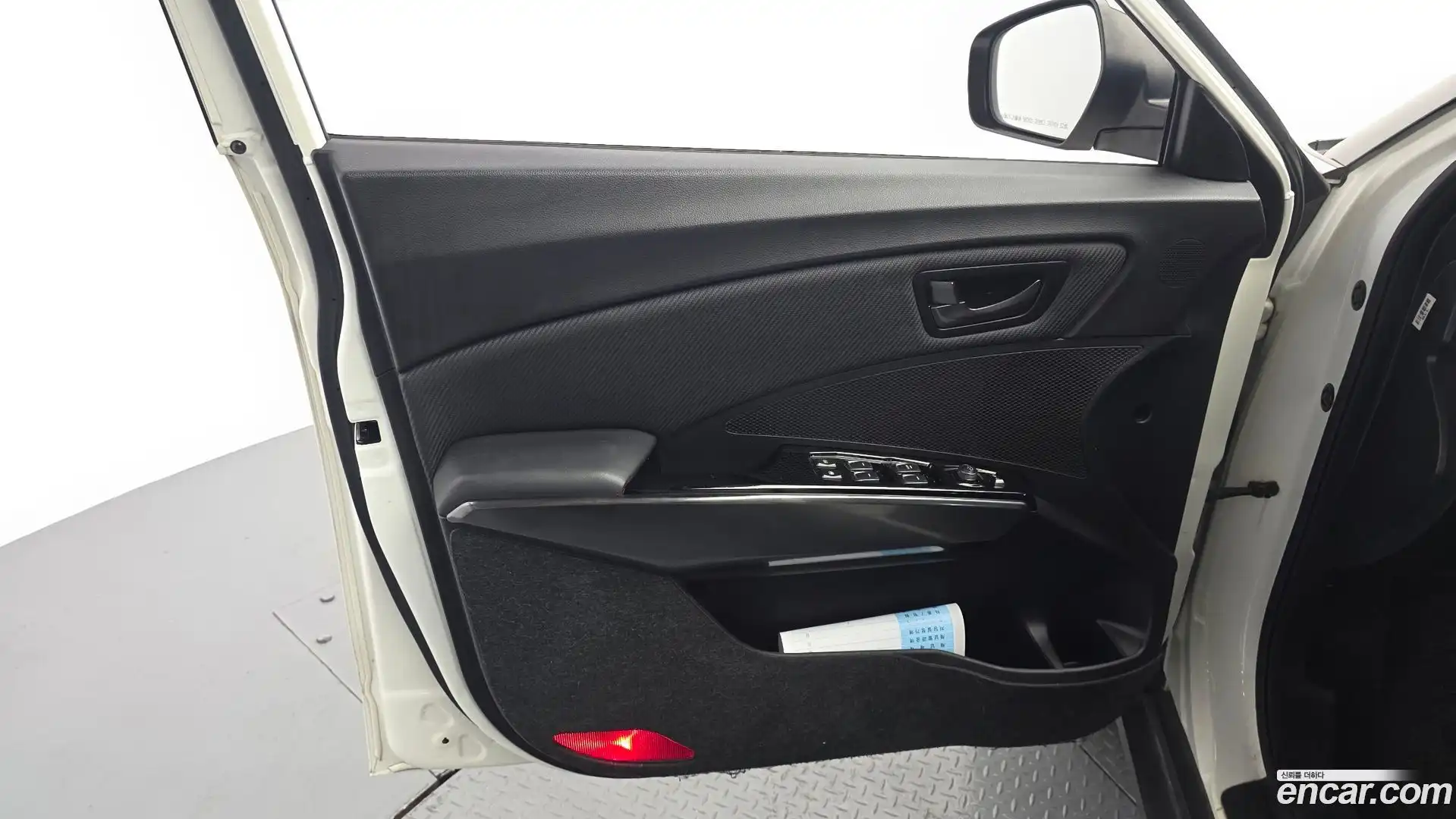 TIBOLI KG Mobility 2020.11-INNER-034