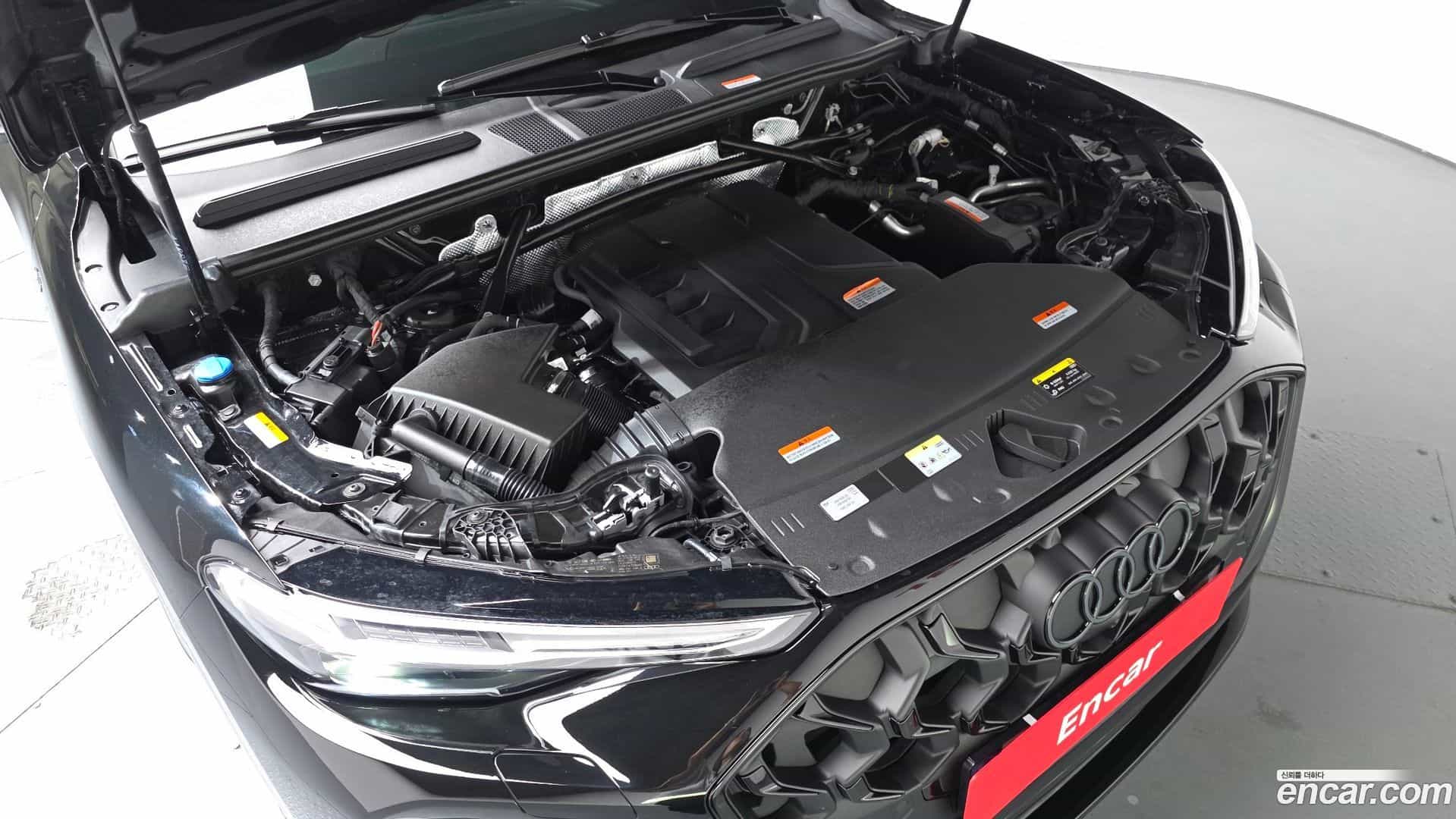 Q5 Audi 2025.11-OUTER-006