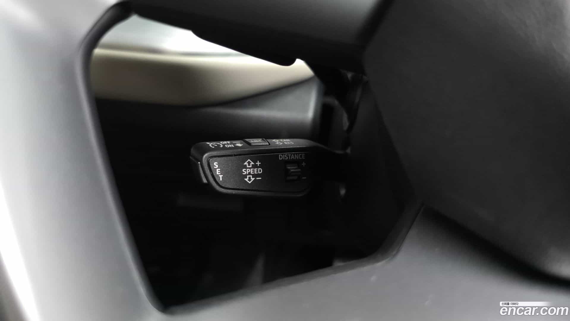 Q5 Audi 2025.11-OPTION-023