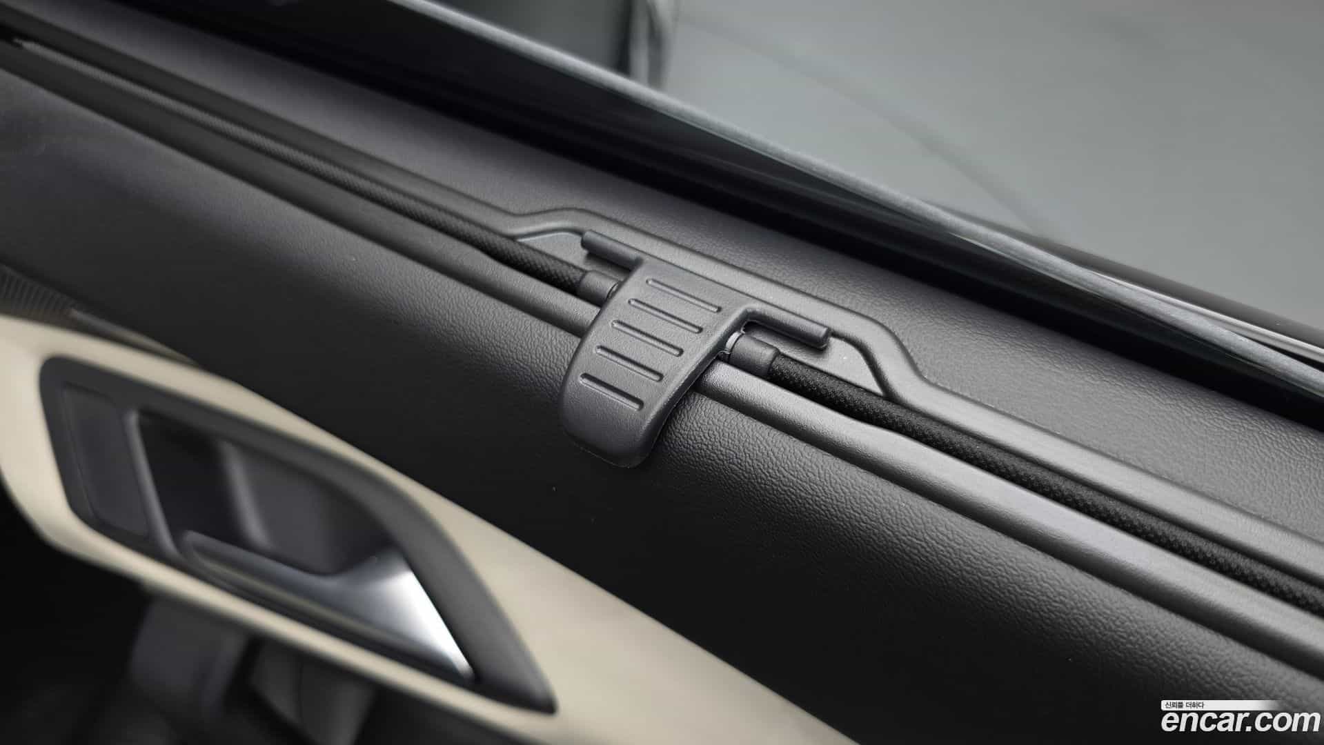 Q5 Audi 2025.11-OPTION-046