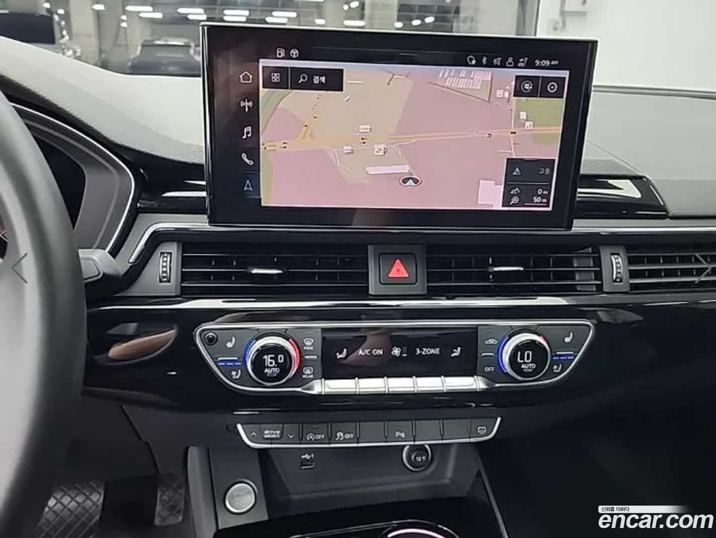 A4 Audi 2021.10-INNER-010