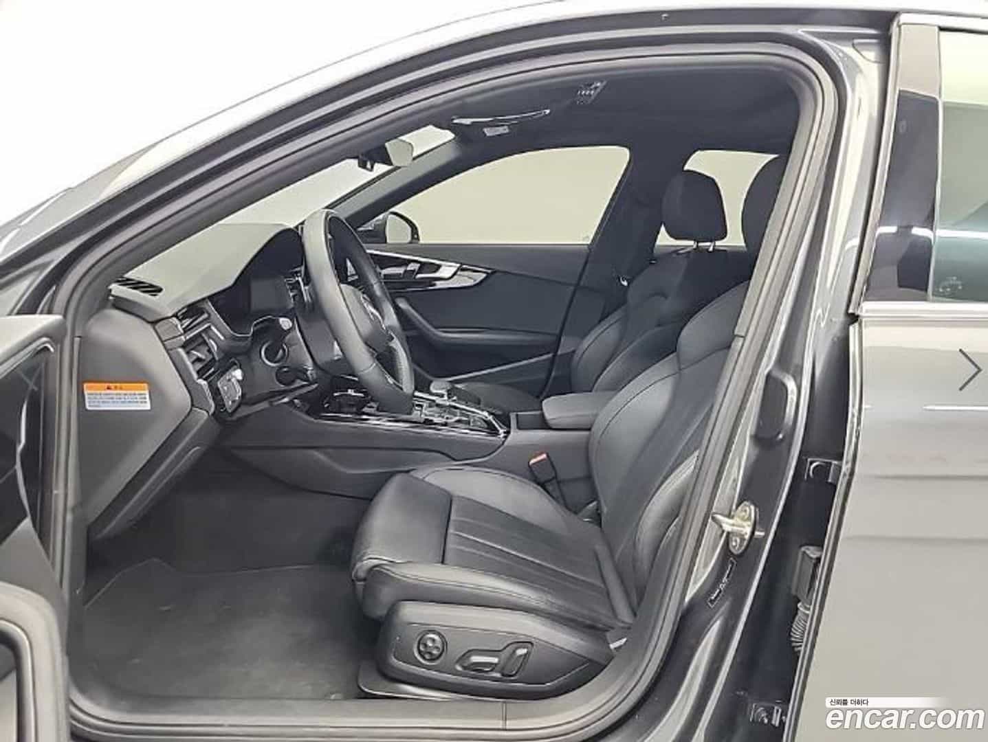 A4 Audi 2021.10-OPTION-015