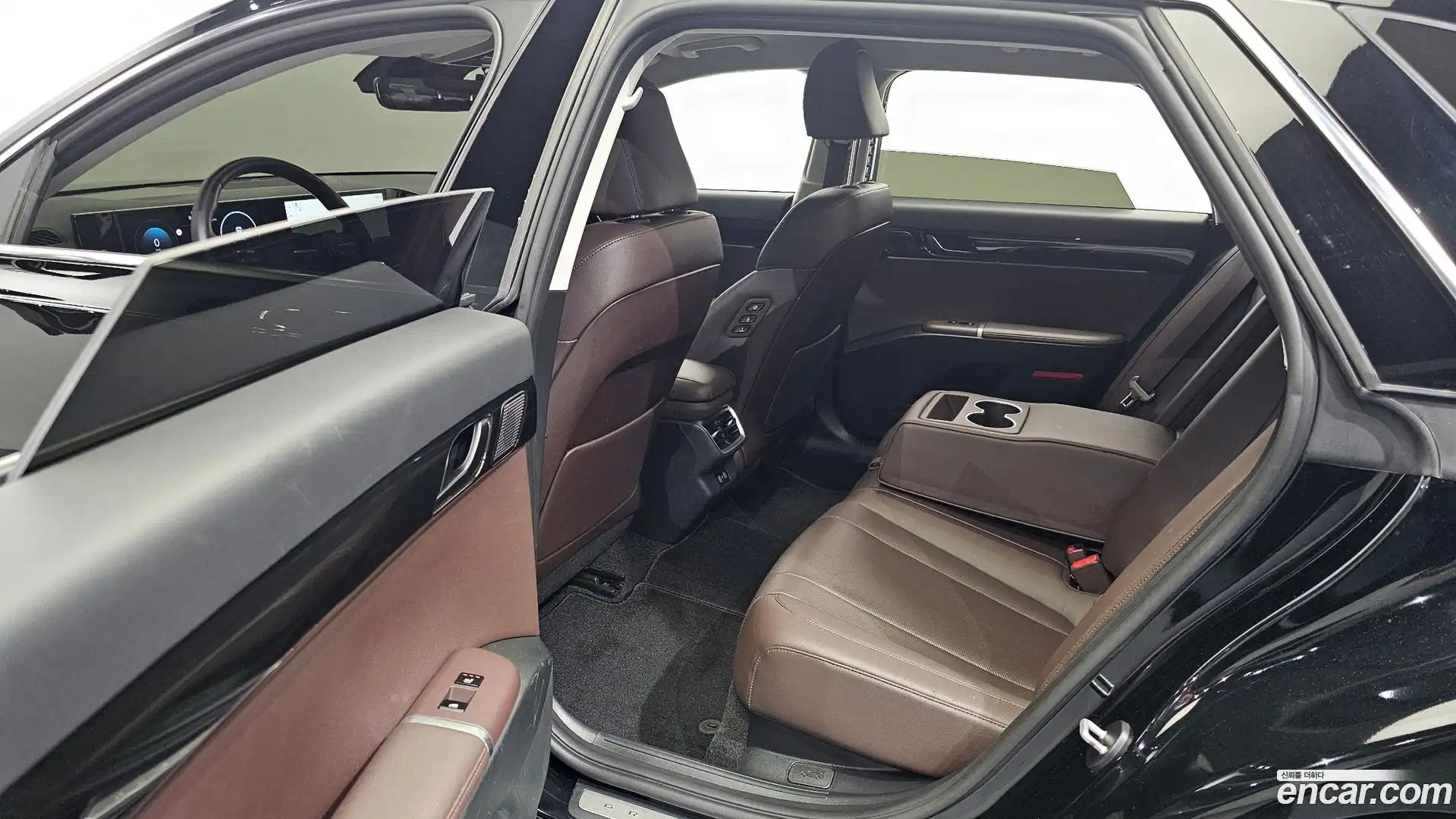 Grandeur Hyundai 2023.0-OPTION-016