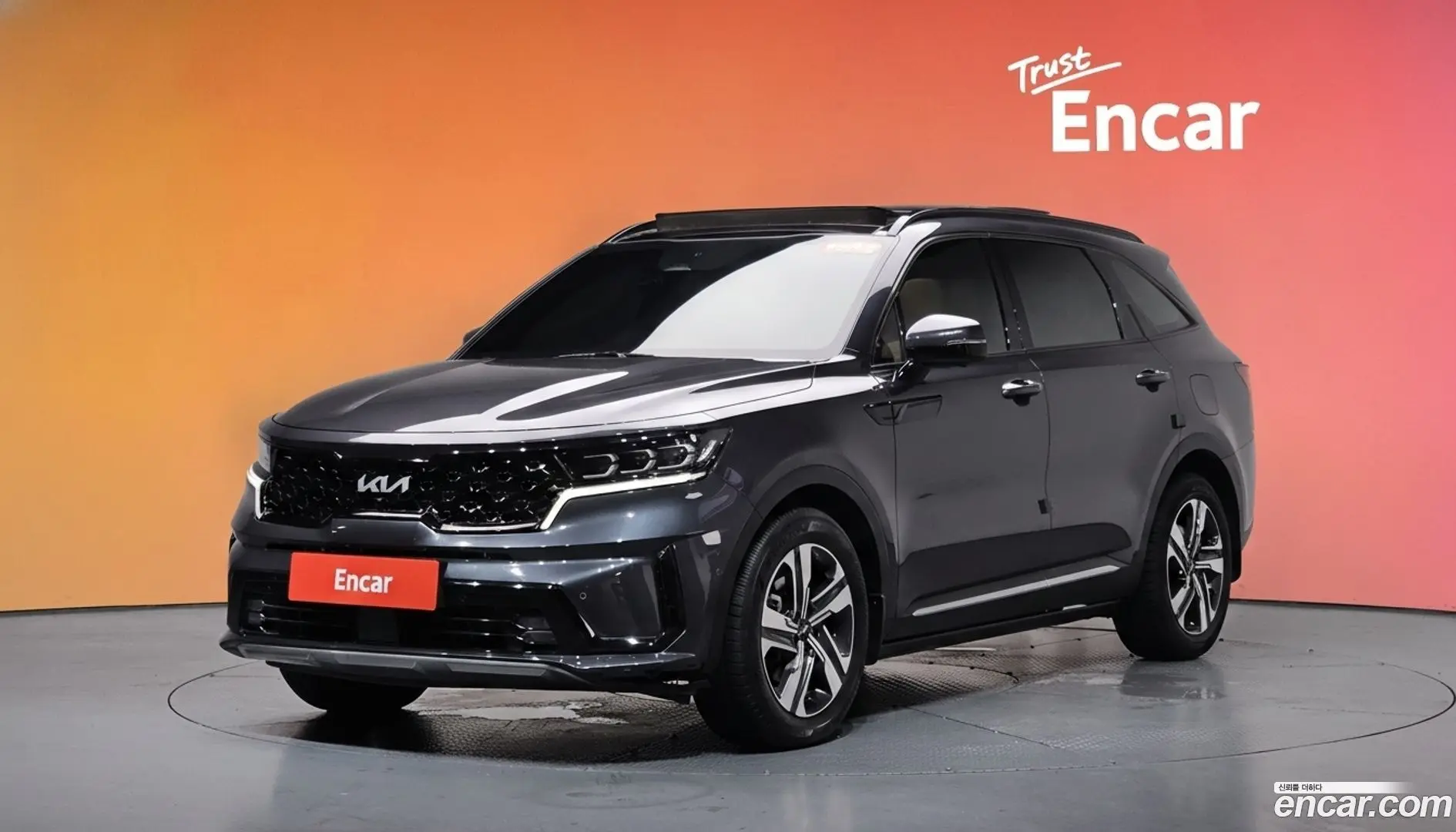 Main__Slider__Photo:Sorento Kia 2022.4-0