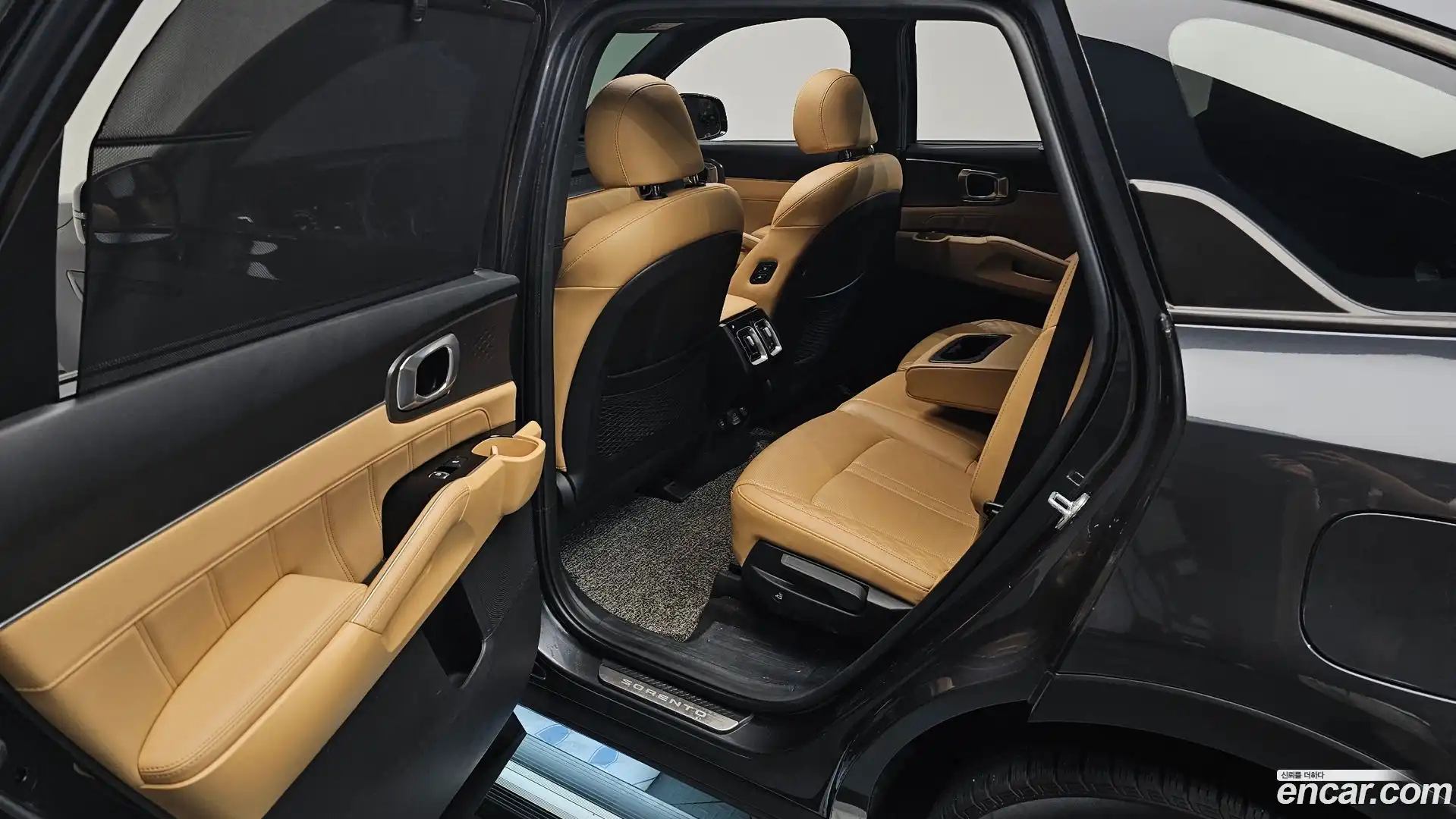 Sorento Kia 2022.4-INNER-036