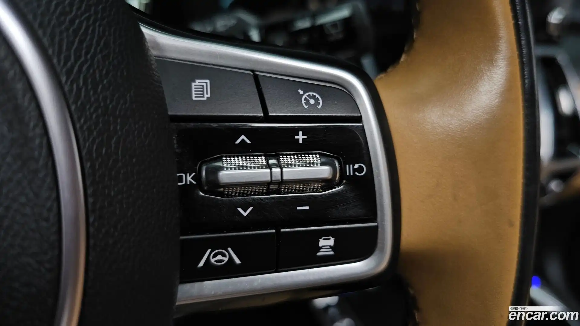 Sorento Kia 2022.4-OPTION-046