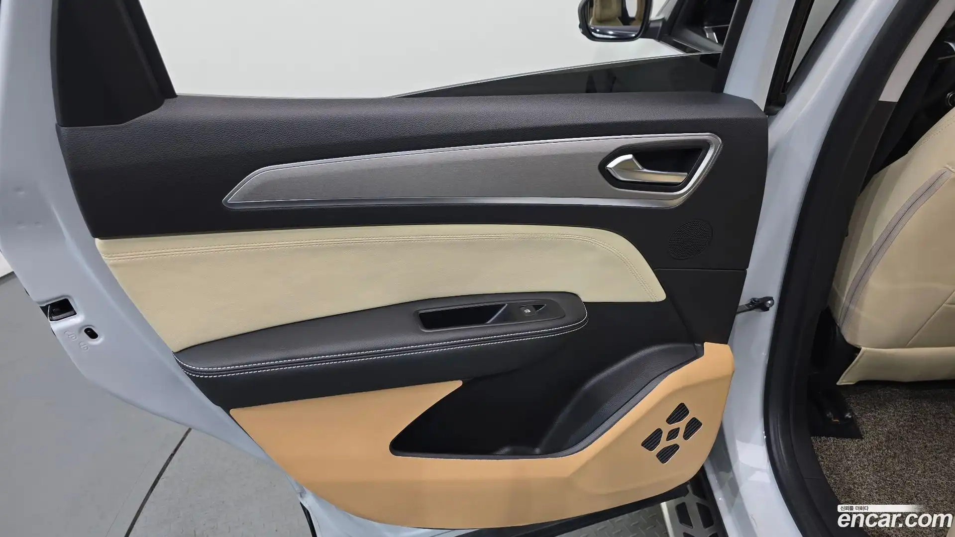 XM3 Renault Korea 2020.11-INNER-035