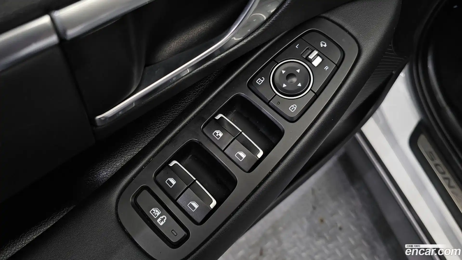 Sonata Hyundai 2019.9-OPTION-040