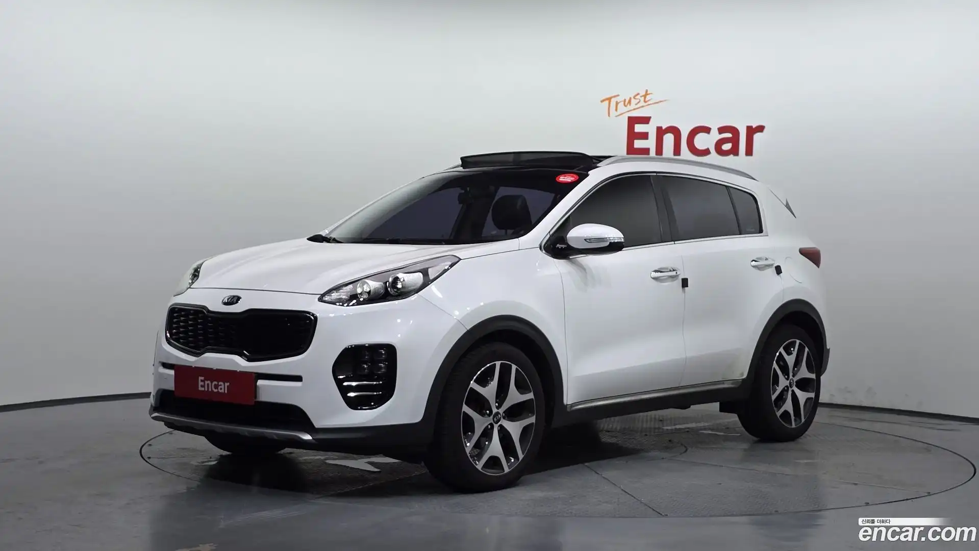 Sportage Kia 2015.9-OUTER-001