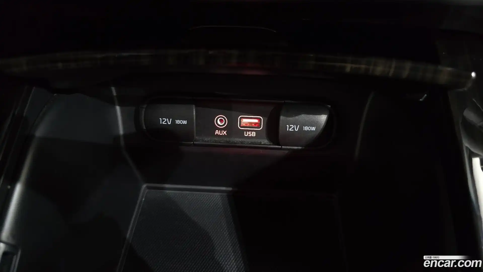 Sorento Kia 2018.0-OPTION-017