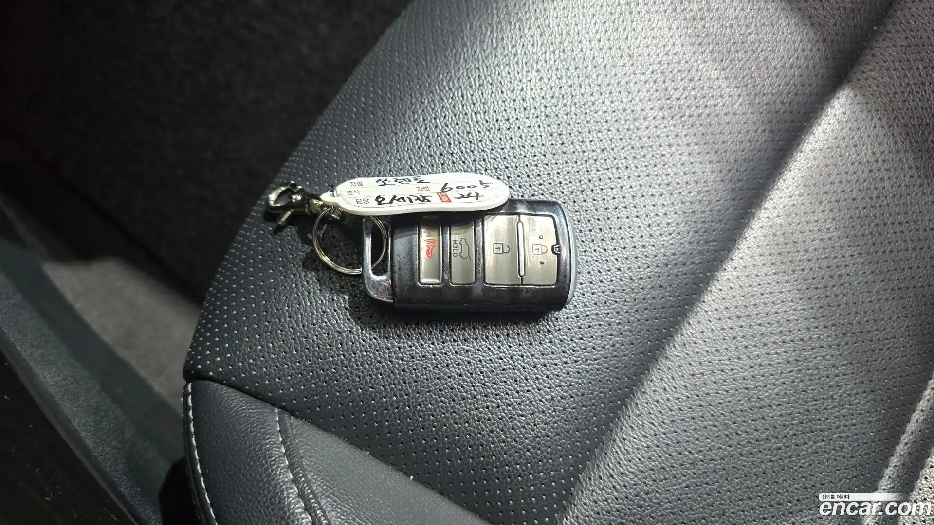 Sorento Kia 2018.0-OPTION-021