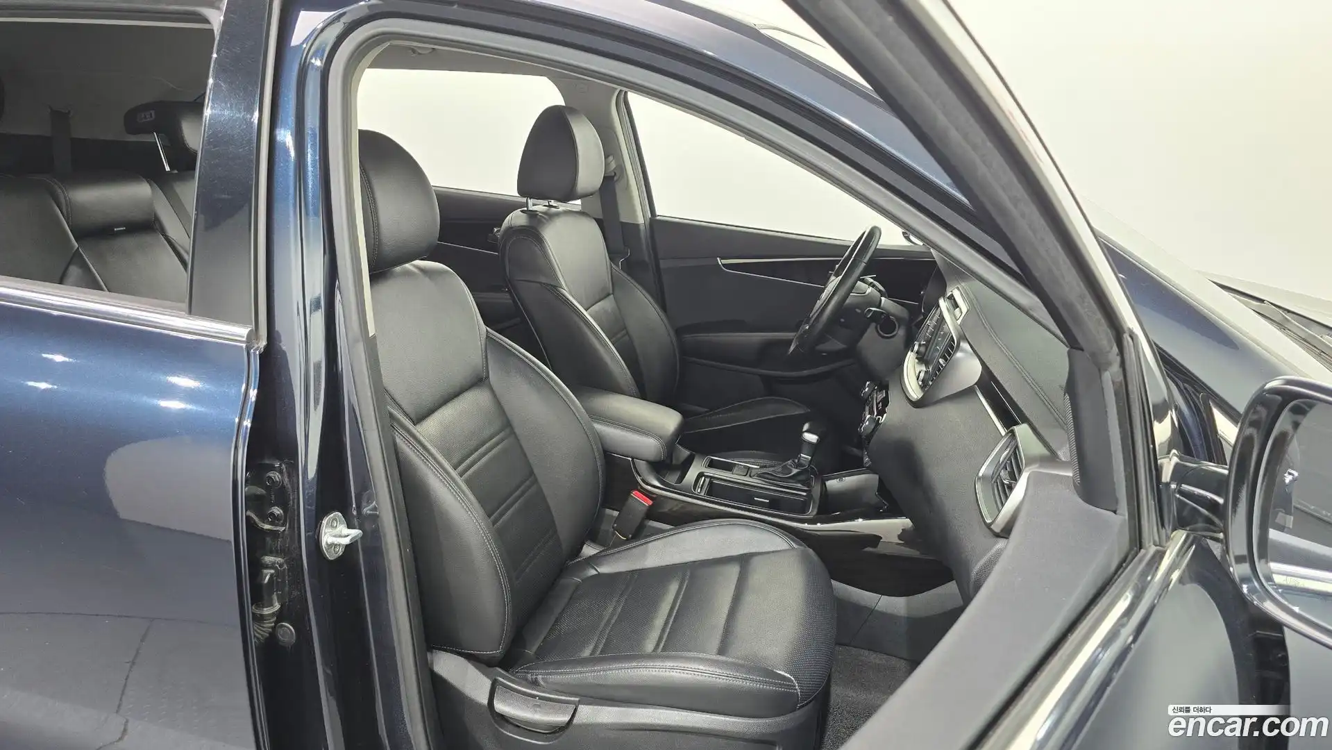Sorento Kia 2018.0-INNER-036