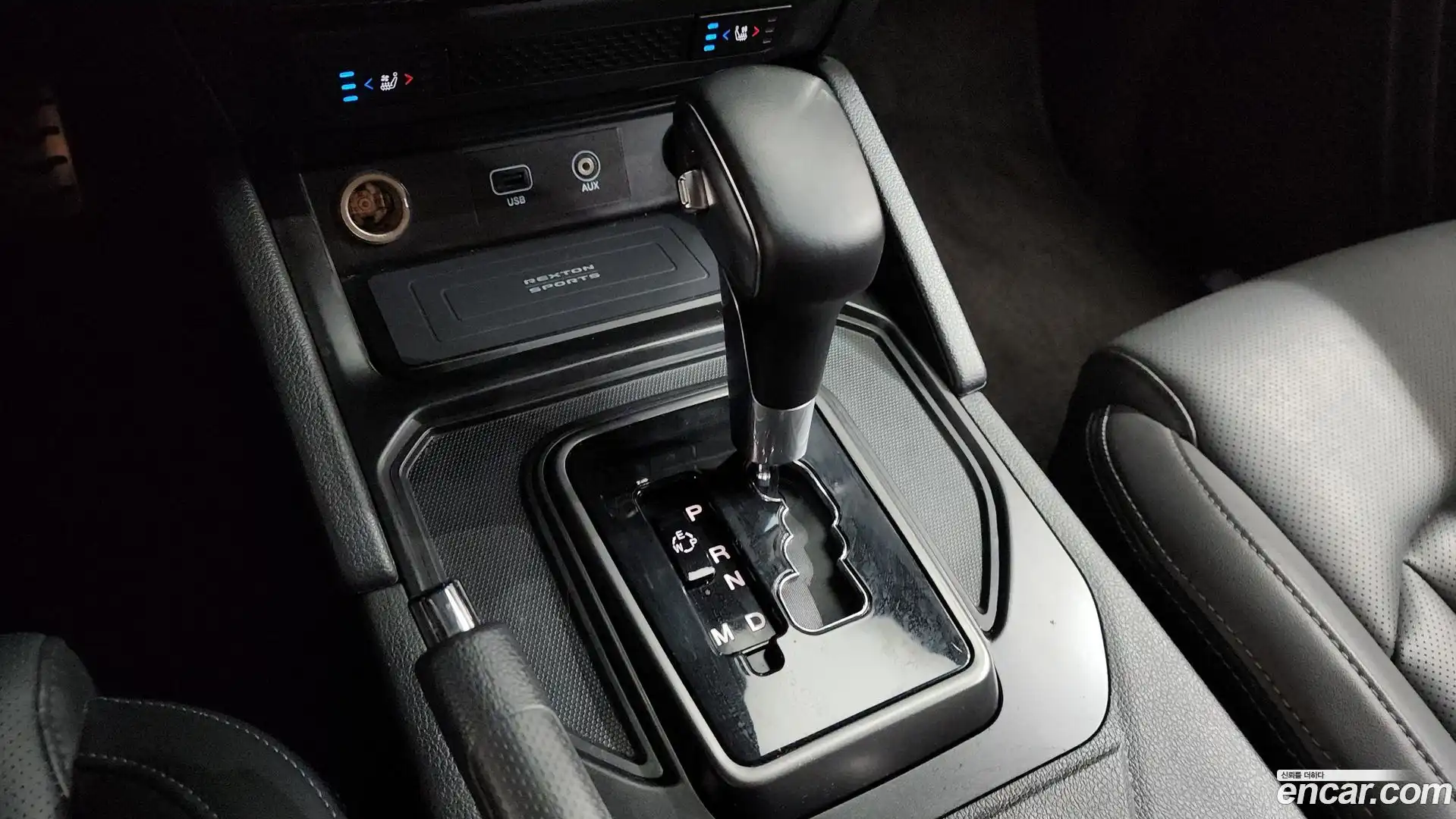 Rexton KG Mobility 2021.5-INNER-009