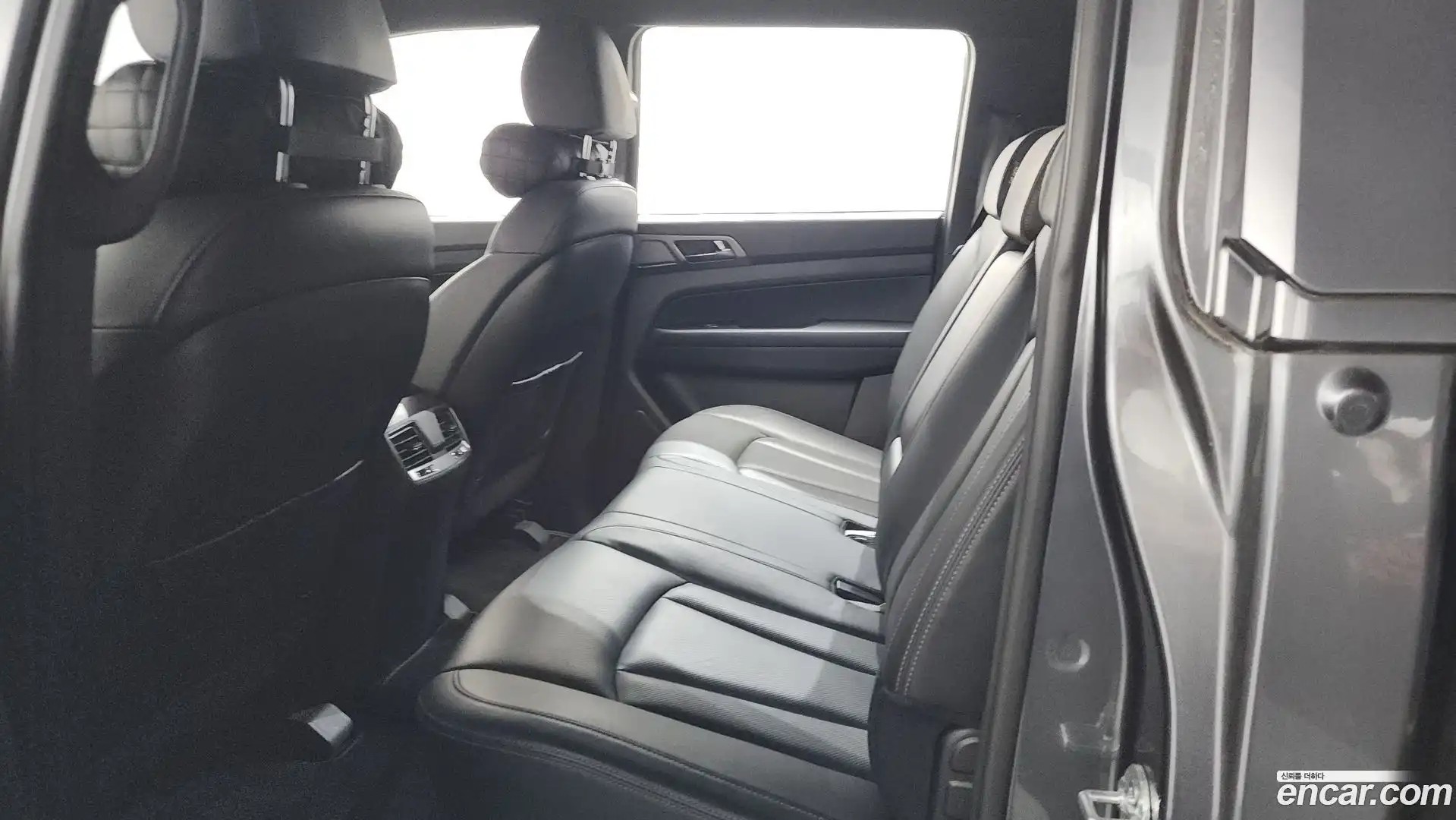 Rexton KG Mobility 2021.5-OPTION-015