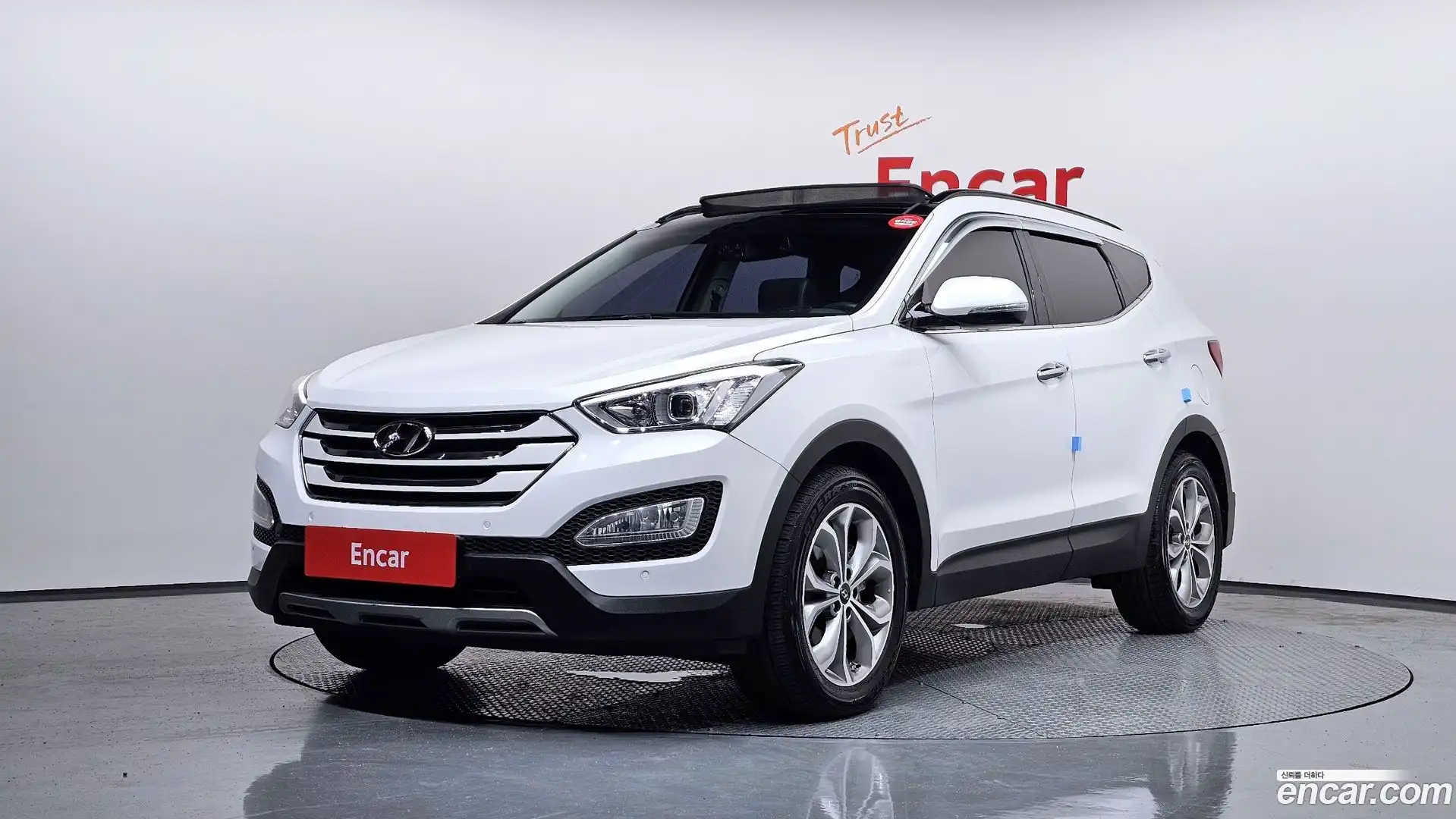 Santafe Hyundai 2015.6-OUTER-001