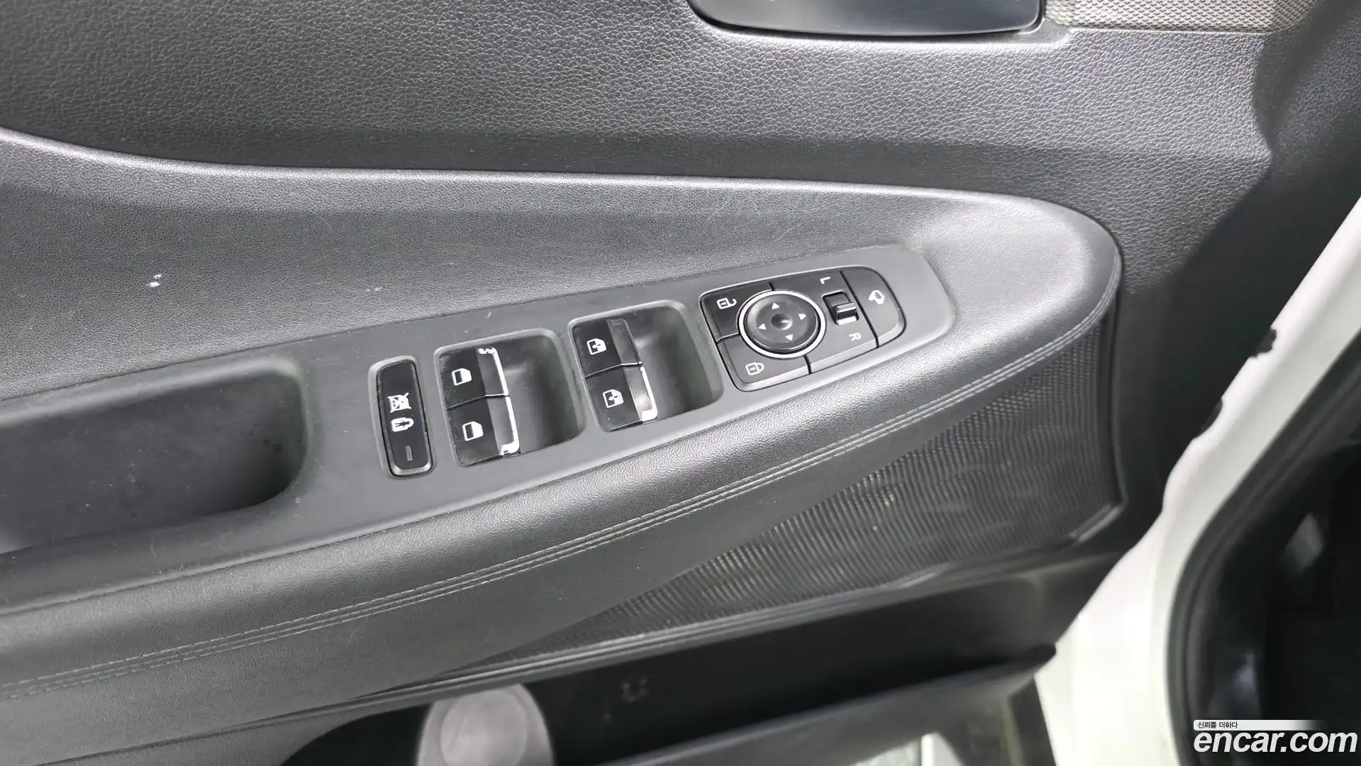 Santafe Hyundai 2018.3-OPTION-045