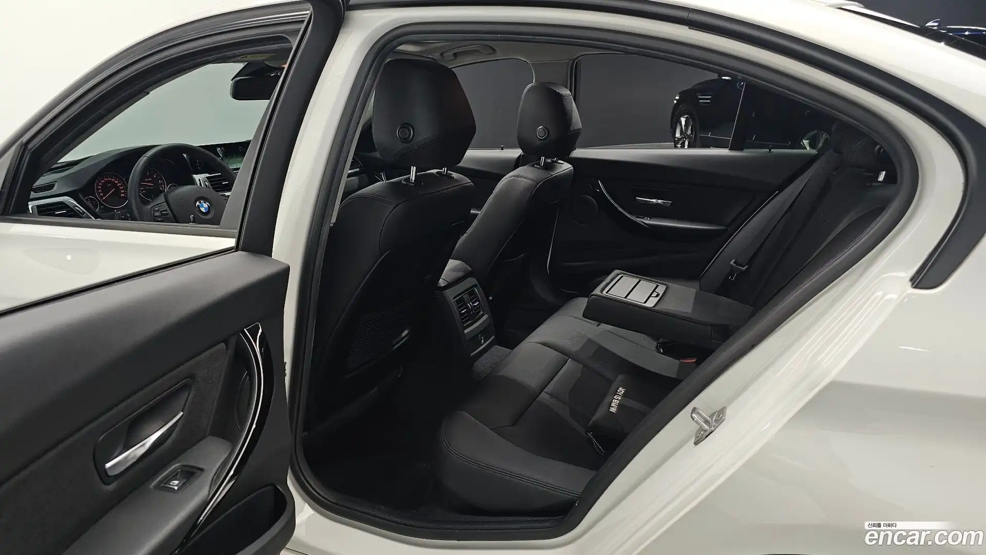 3-Series BMW 2017.4-OPTION-016