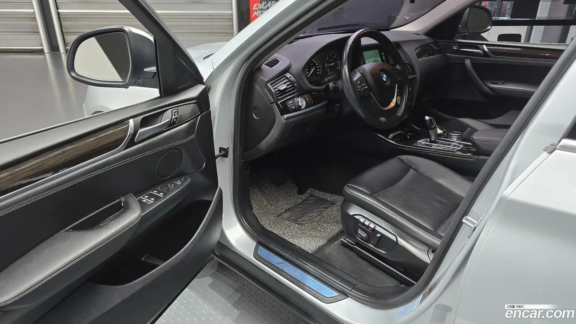 X4 BMW 2015.0-INNER-010
