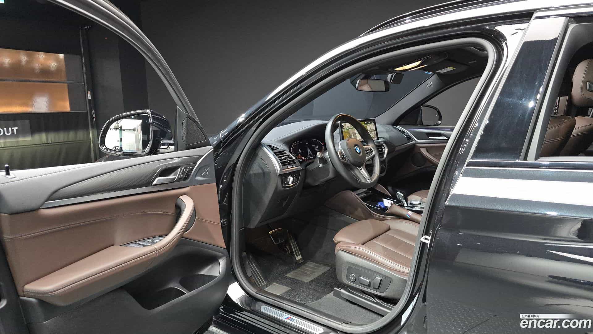 X4 BMW 2024.0-INNER-010