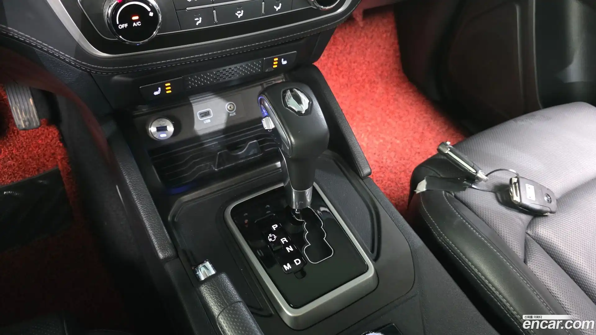 Rexton KG Mobility 2019.5-INNER-009
