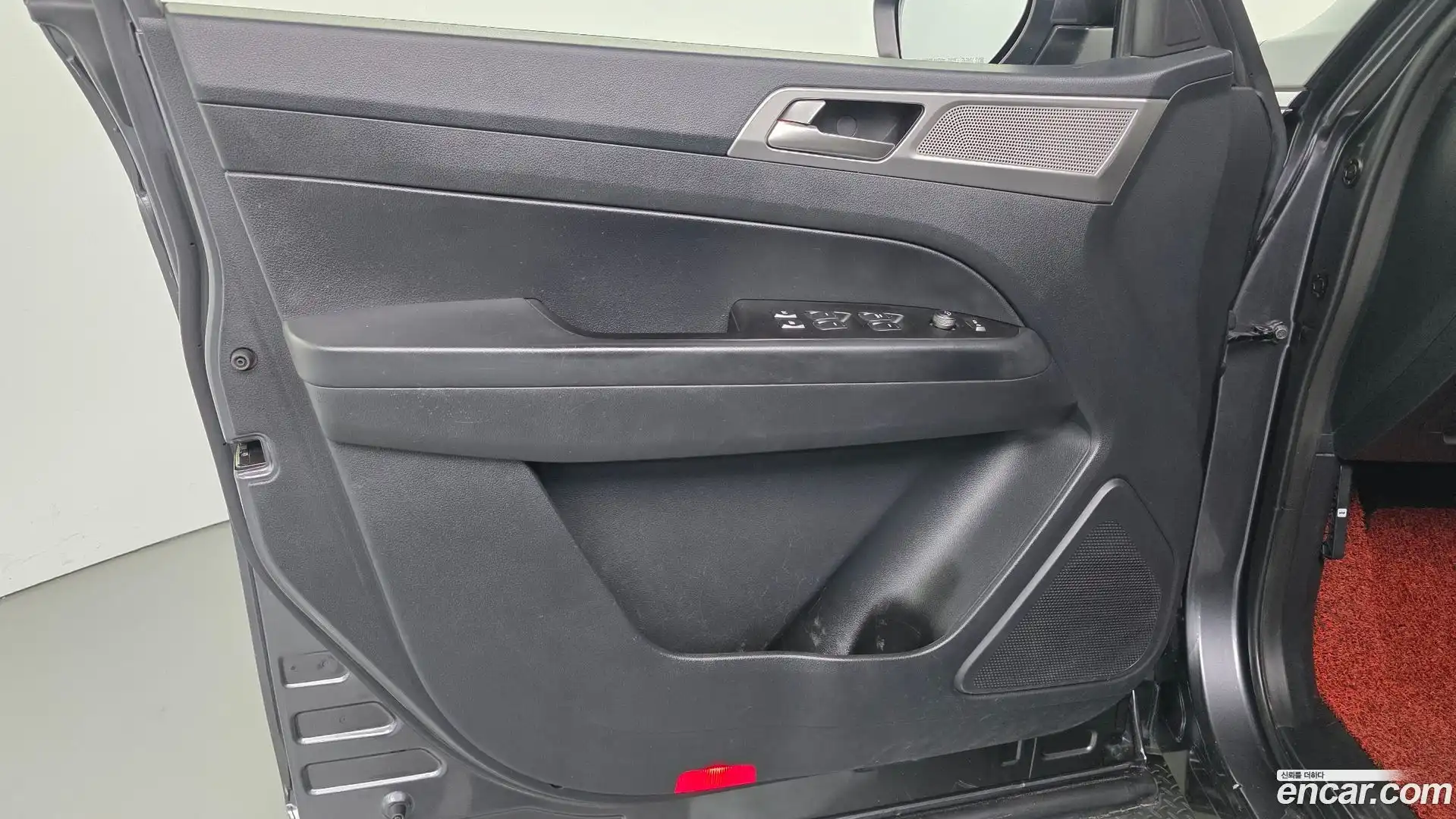 Rexton KG Mobility 2019.5-INNER-034