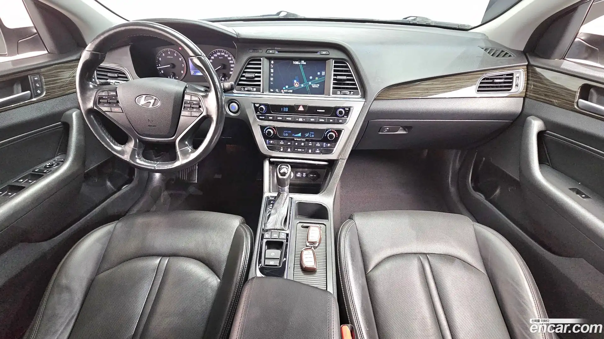 Sonata Hyundai 2014.3-INNER-007