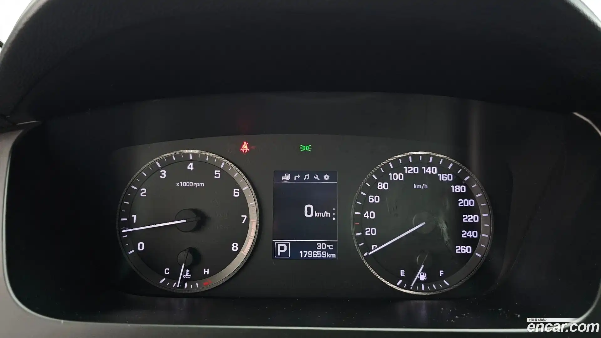 Sonata Hyundai 2014.3-INNER-008