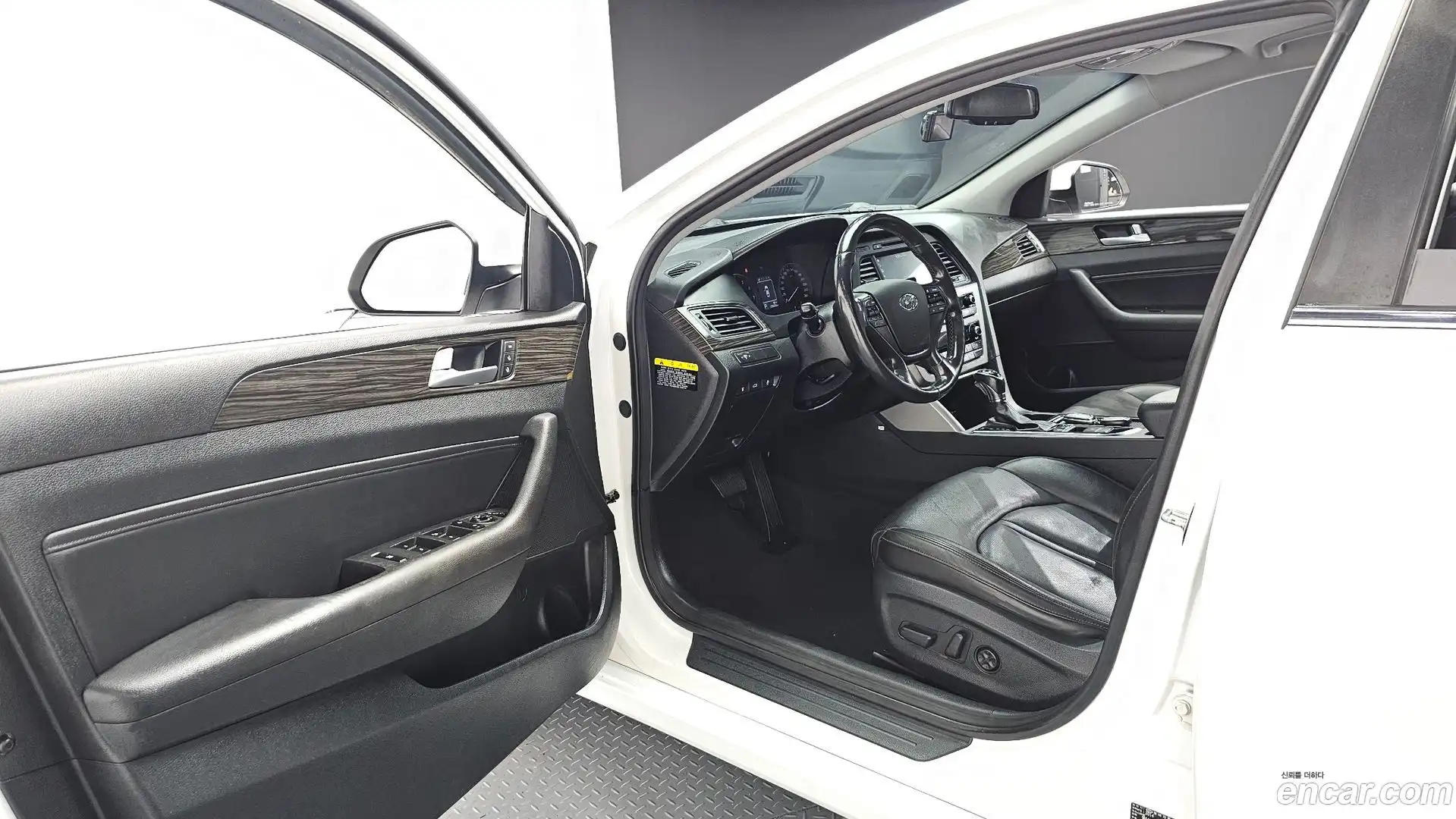 Sonata Hyundai 2014.3-INNER-010