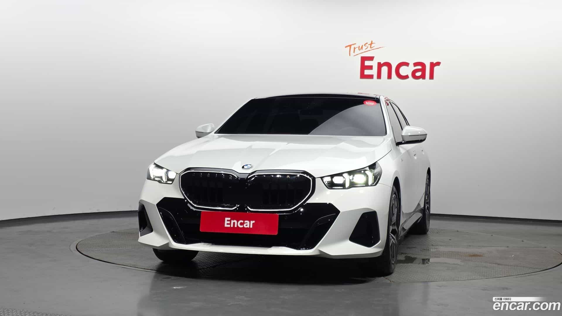 5-Series BMW 2025.9-OUTER-003