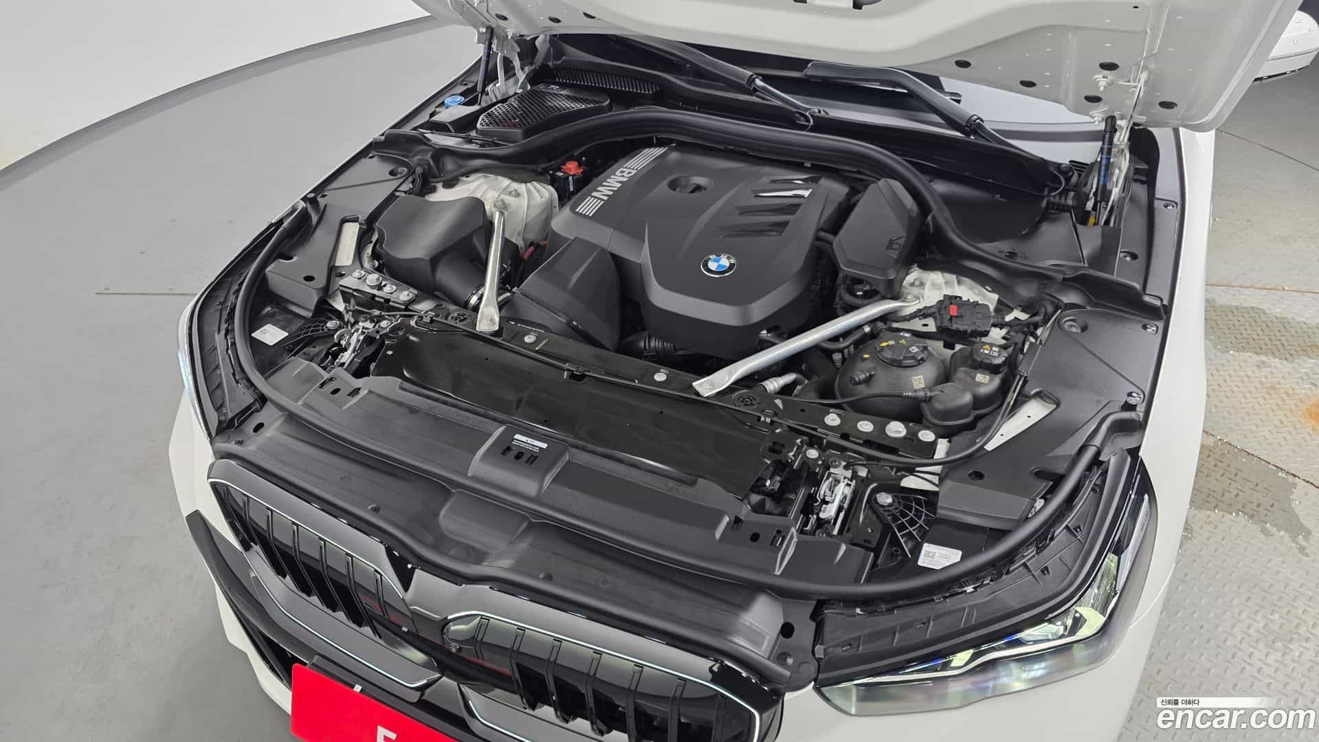 5-Series BMW 2025.9-OUTER-006