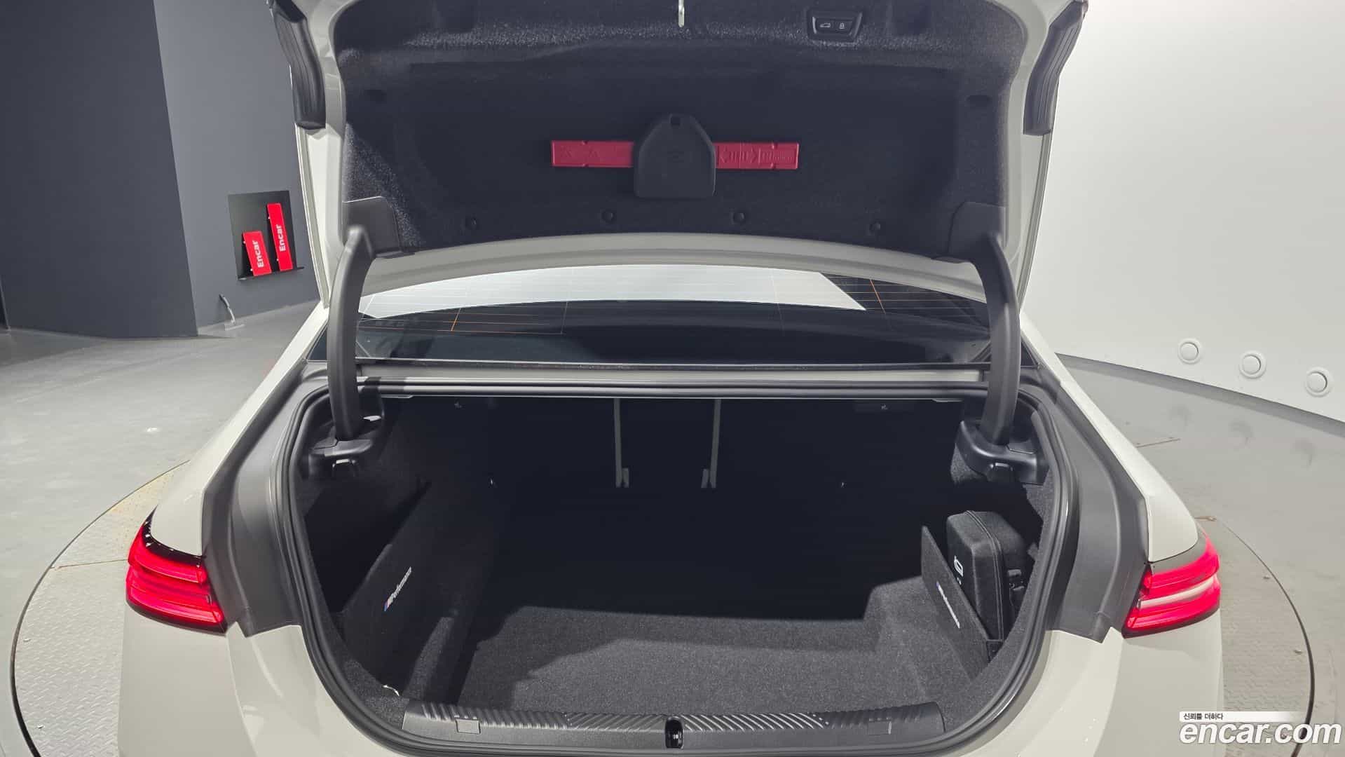 5-Series BMW 2025.9-OPTION-024