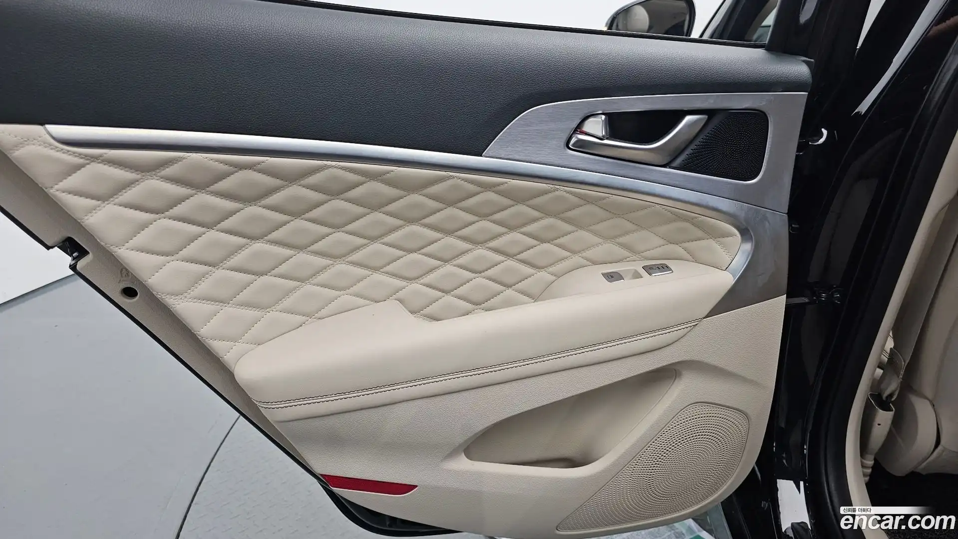 G70 Genesis 2019.4-INNER-035