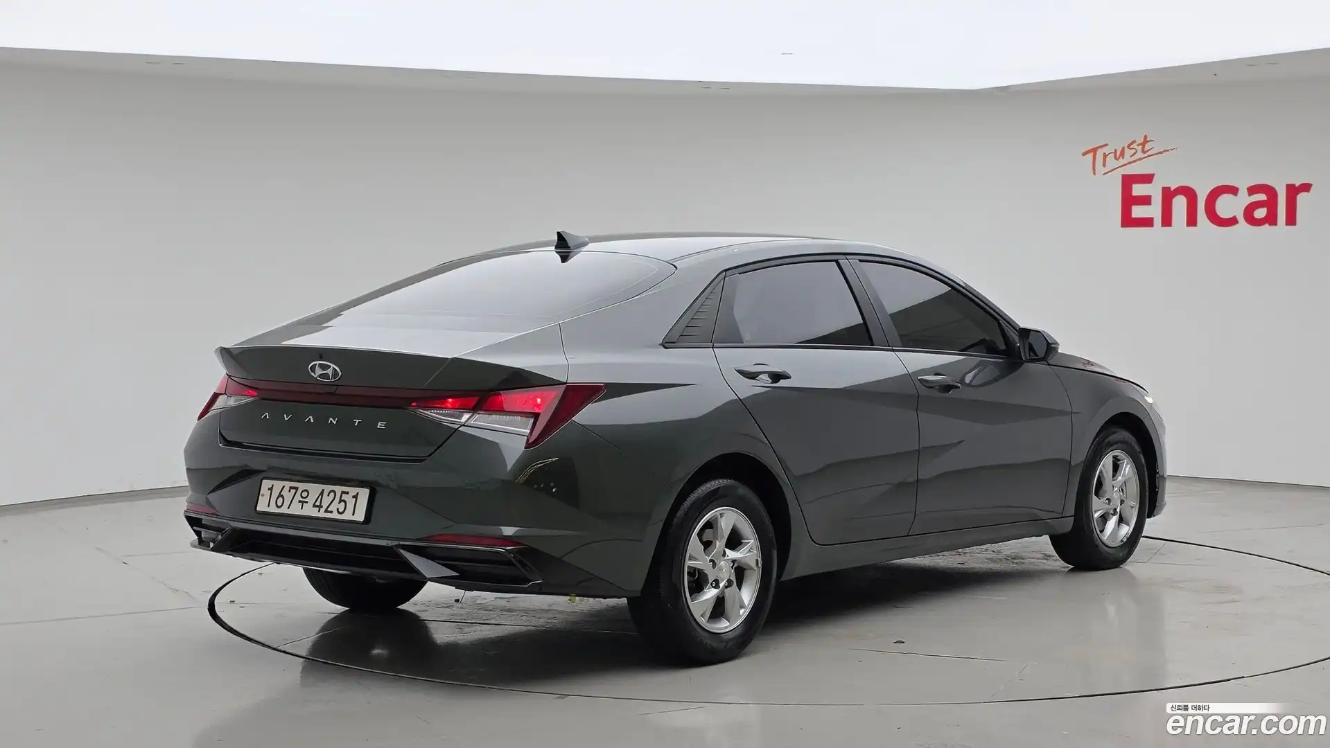 AVANTE Hyundai 2022.6-OUTER-002